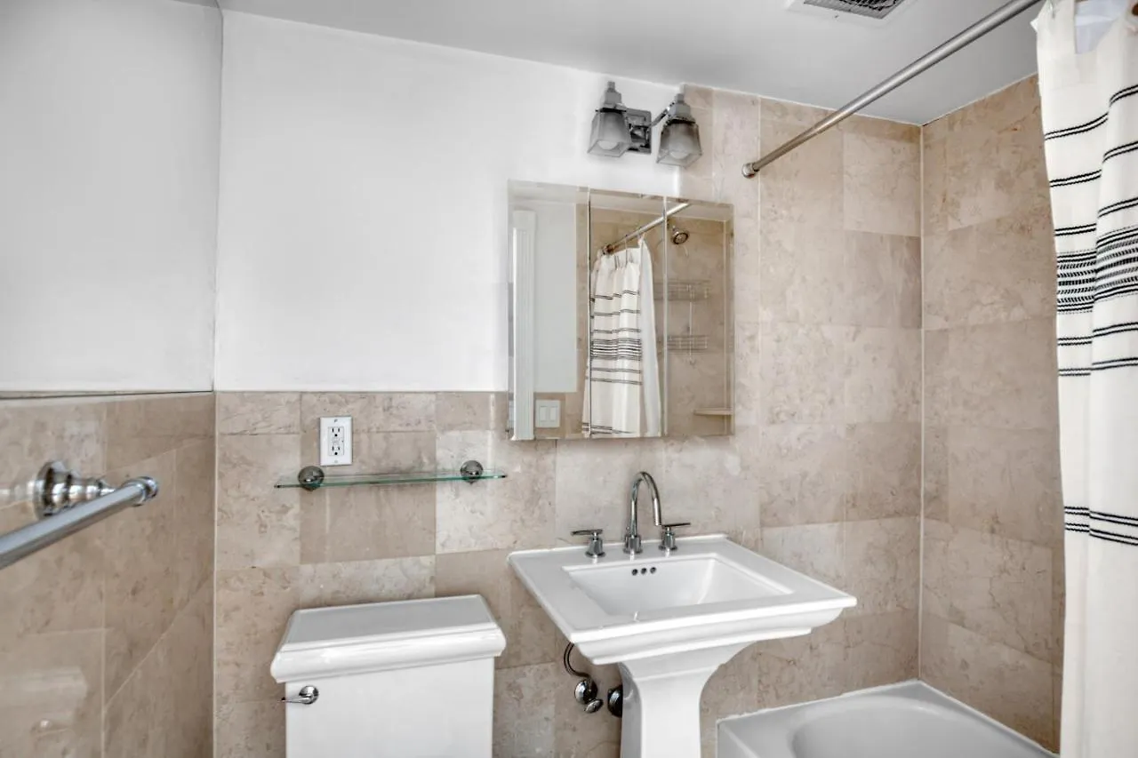 Sleek Nolita 1Br W Wd Nr Soho Nyc-891 Daire New York